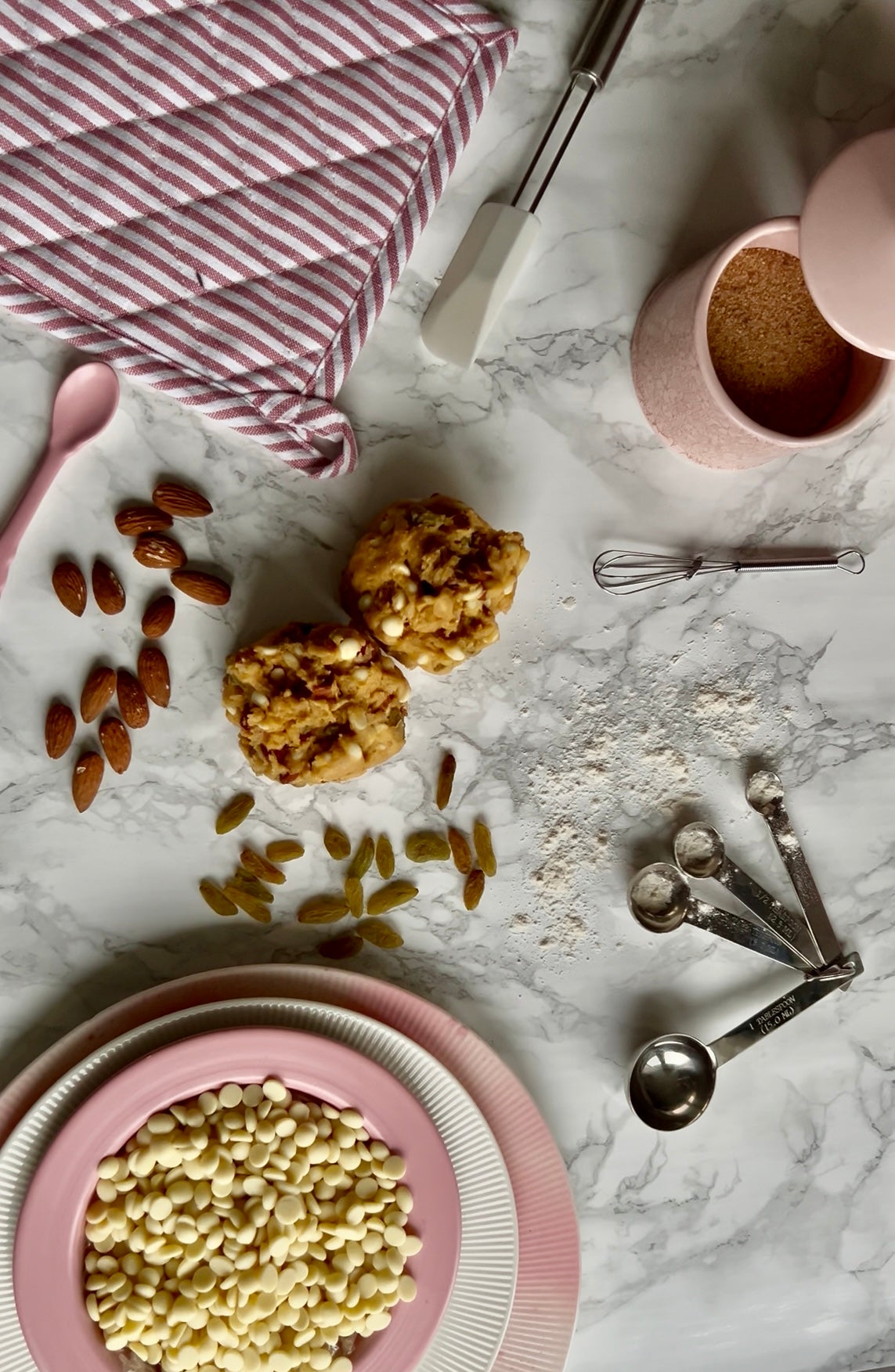 Mandel & Gröna Russin & Vit choklad